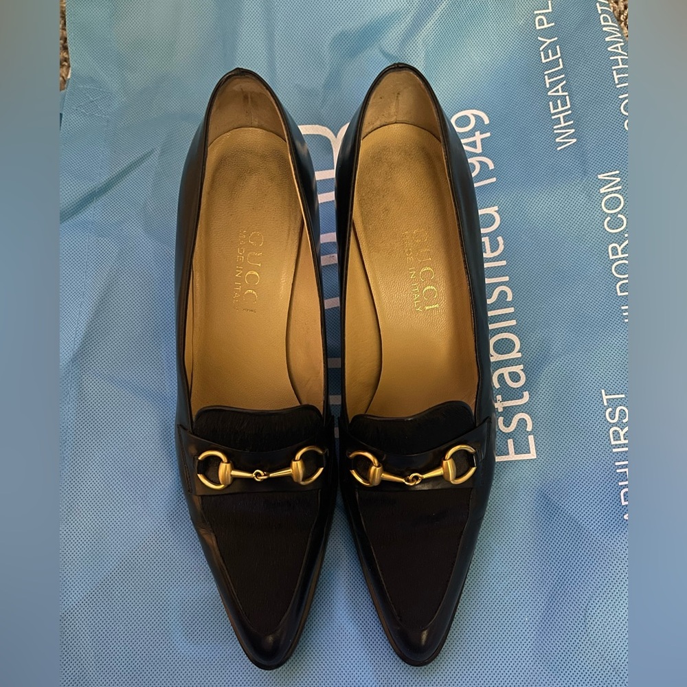 Gucci Heel with small lug sole bottom with fur